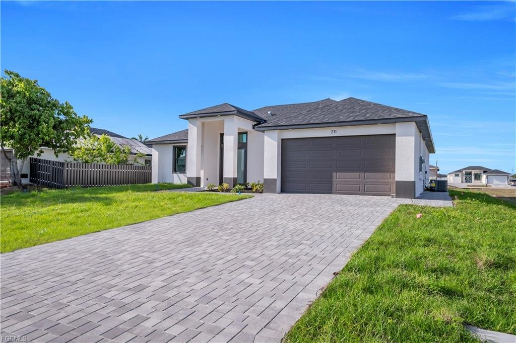 Casas Nuevas Cape Coral